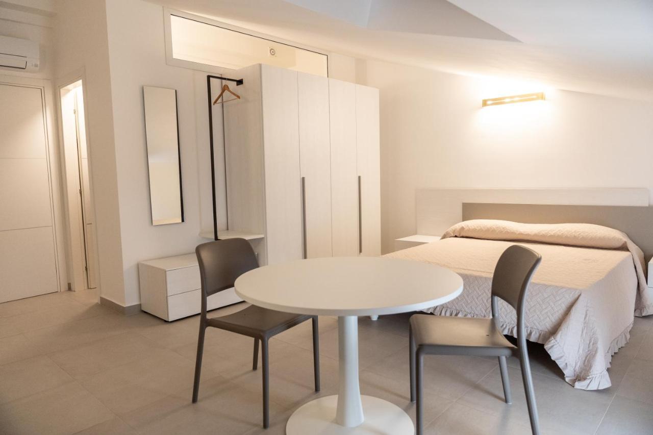 Il Colle Hotell Ferentino Exteriör bild